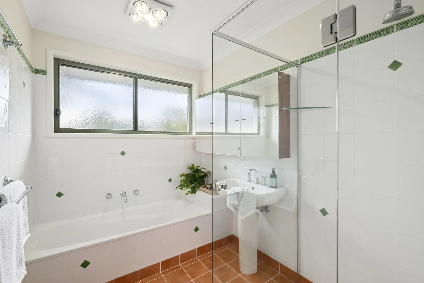 Additional image 9 of 76 Ross Crescent, Blaxland NSW 2774