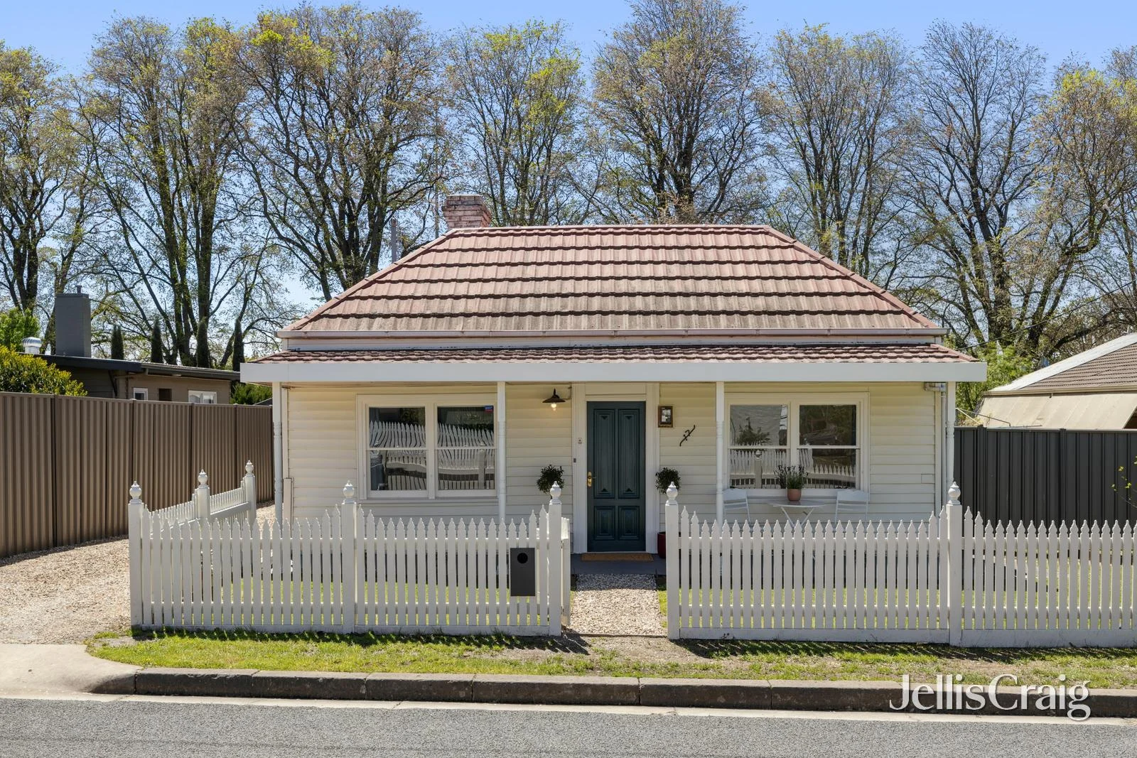 17 Mair Street, Kyneton VIC 3444