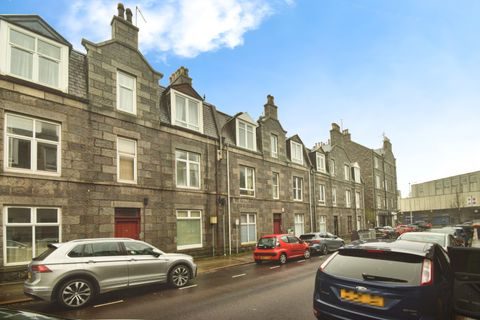 Hollybank Place, Aberdeen AB11