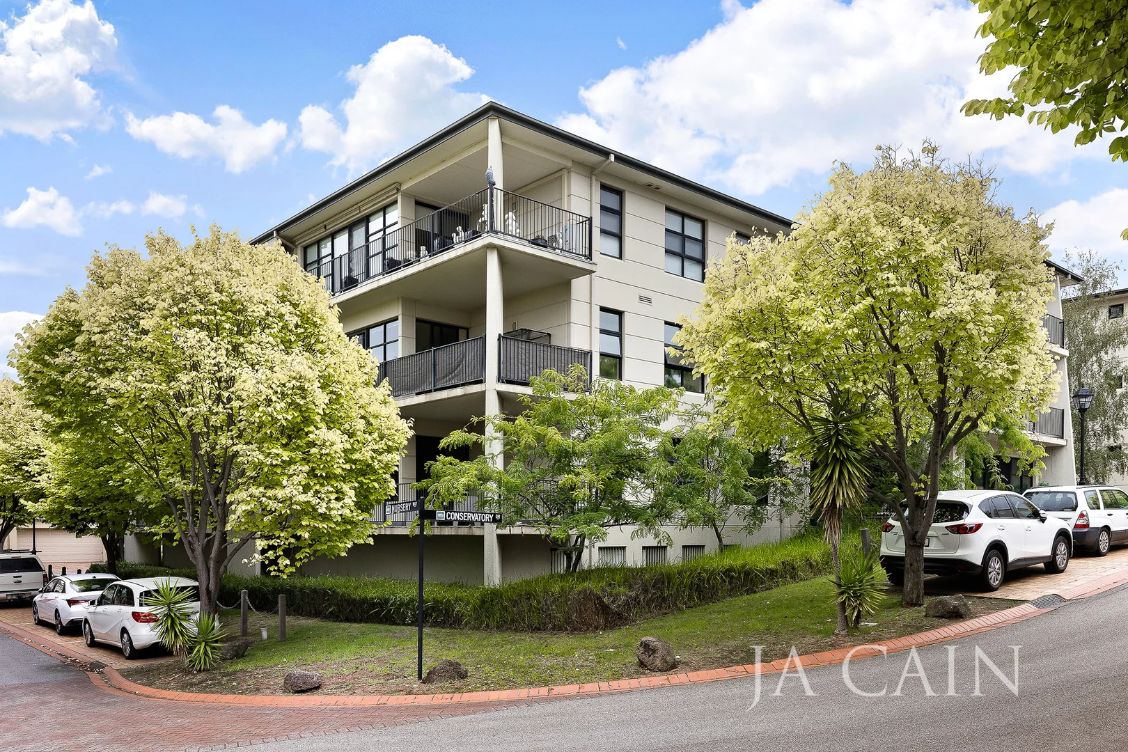 Additional image 10 of 3/1 Conservatory Drive, Burwood VIC 3125