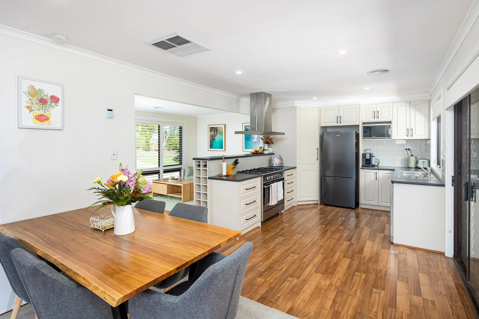Additional image 5 of 99 Leavenworth Drive, Mount Austin NSW 2650