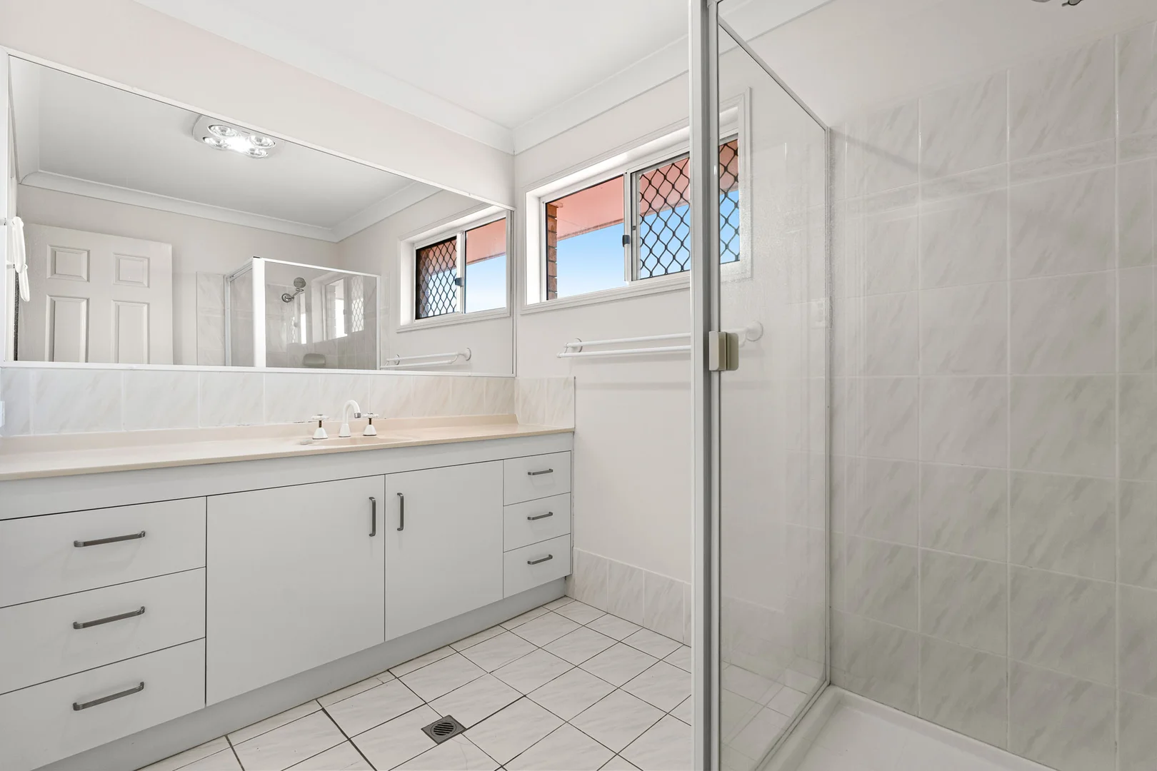 Additional image 7 of 8 Paca Court, Wynnum West QLD 4178