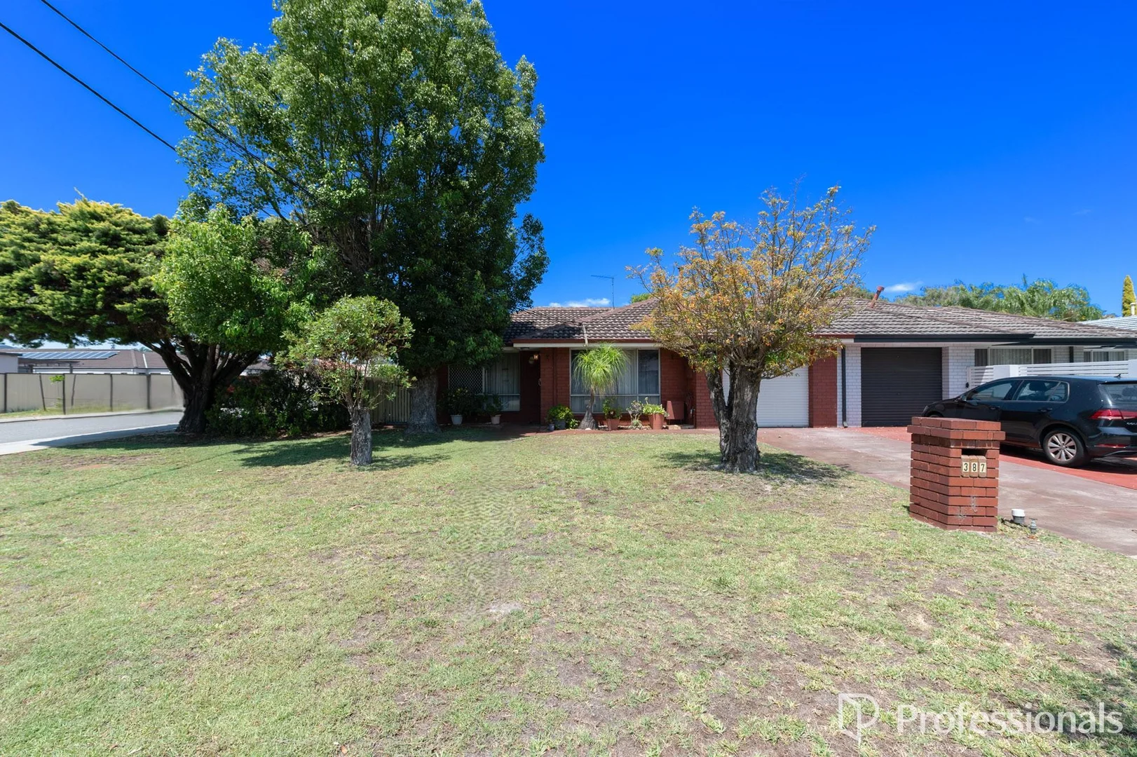 Additional image 2 of 387 Coode Street, Dianella WA 6059