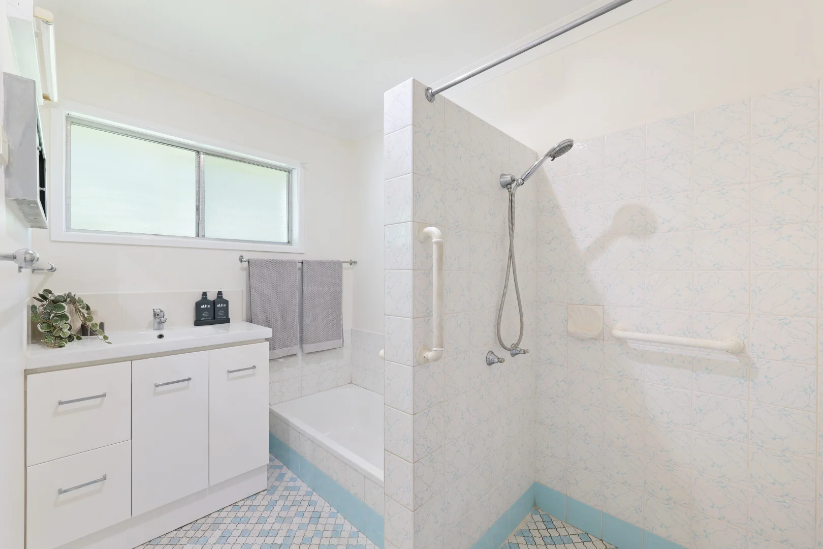 Additional image 11 of 29 Caribbean Street, Keperra QLD 4054