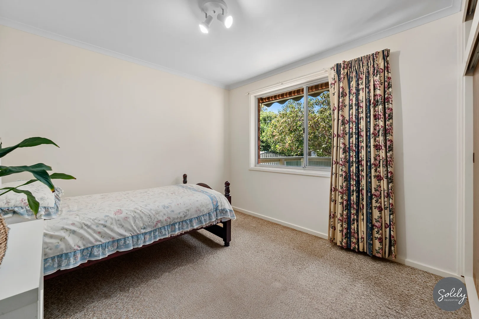 Additional image 12 of 10 Glass Place, Kambah ACT 2902