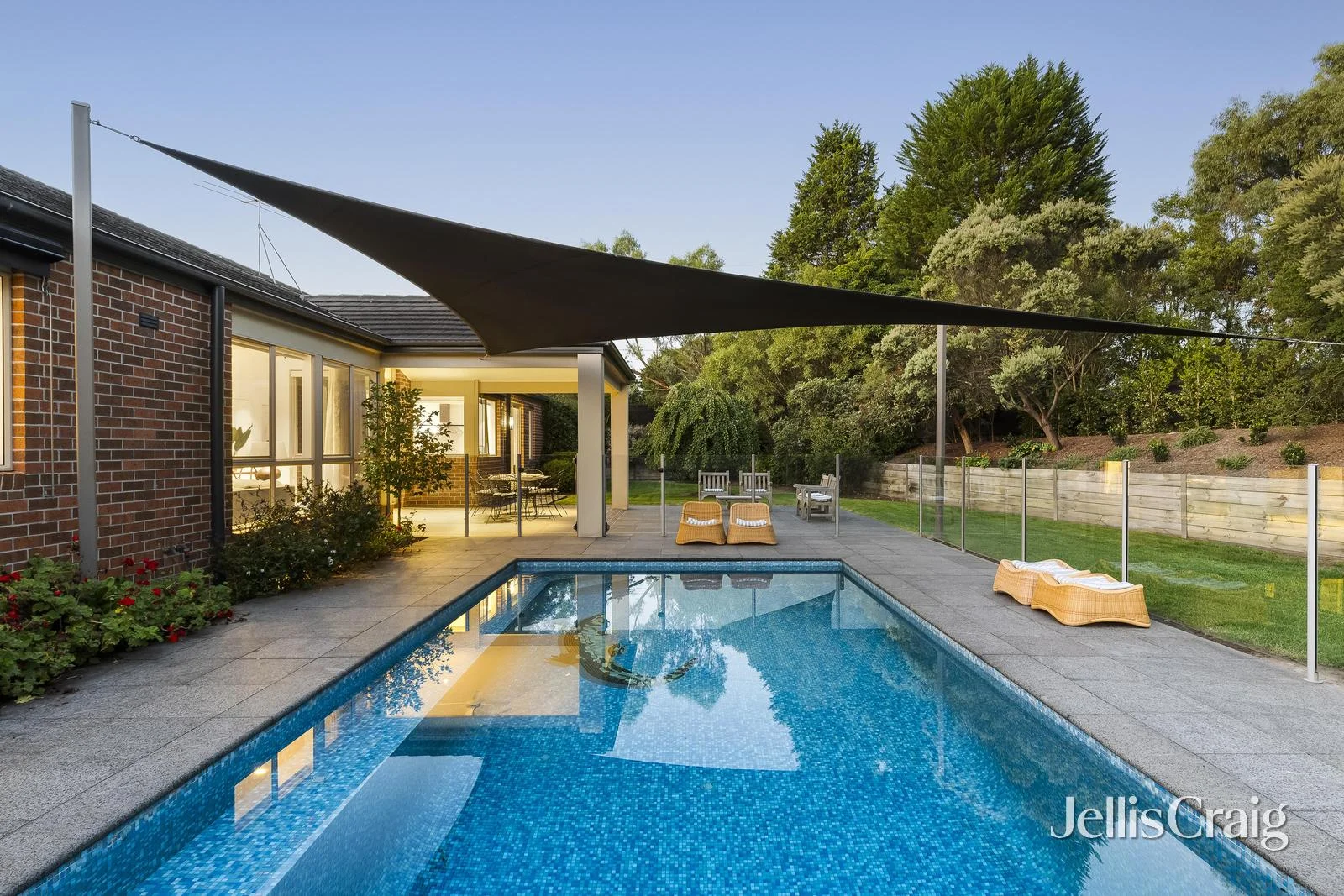 Additional image 20 of 29 Knees Road, Park Orchards VIC 3114