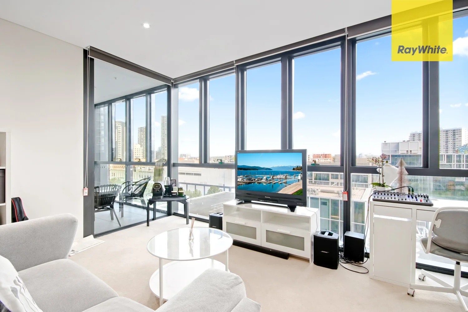 Additional image 2 of 1018/32 Hunter Street (AKA 1018/45 Macquarie St), Parramatta NSW 2150