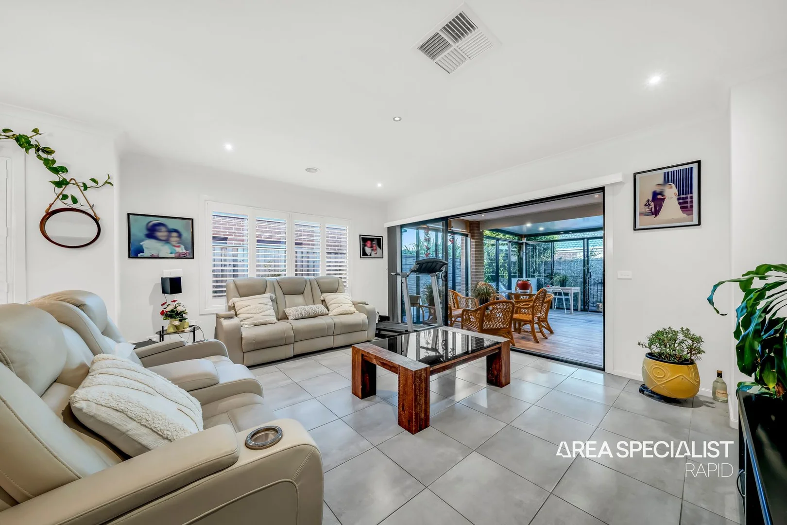 Additional image 2 of 17 Picnic Avenue, Clyde North VIC 3978