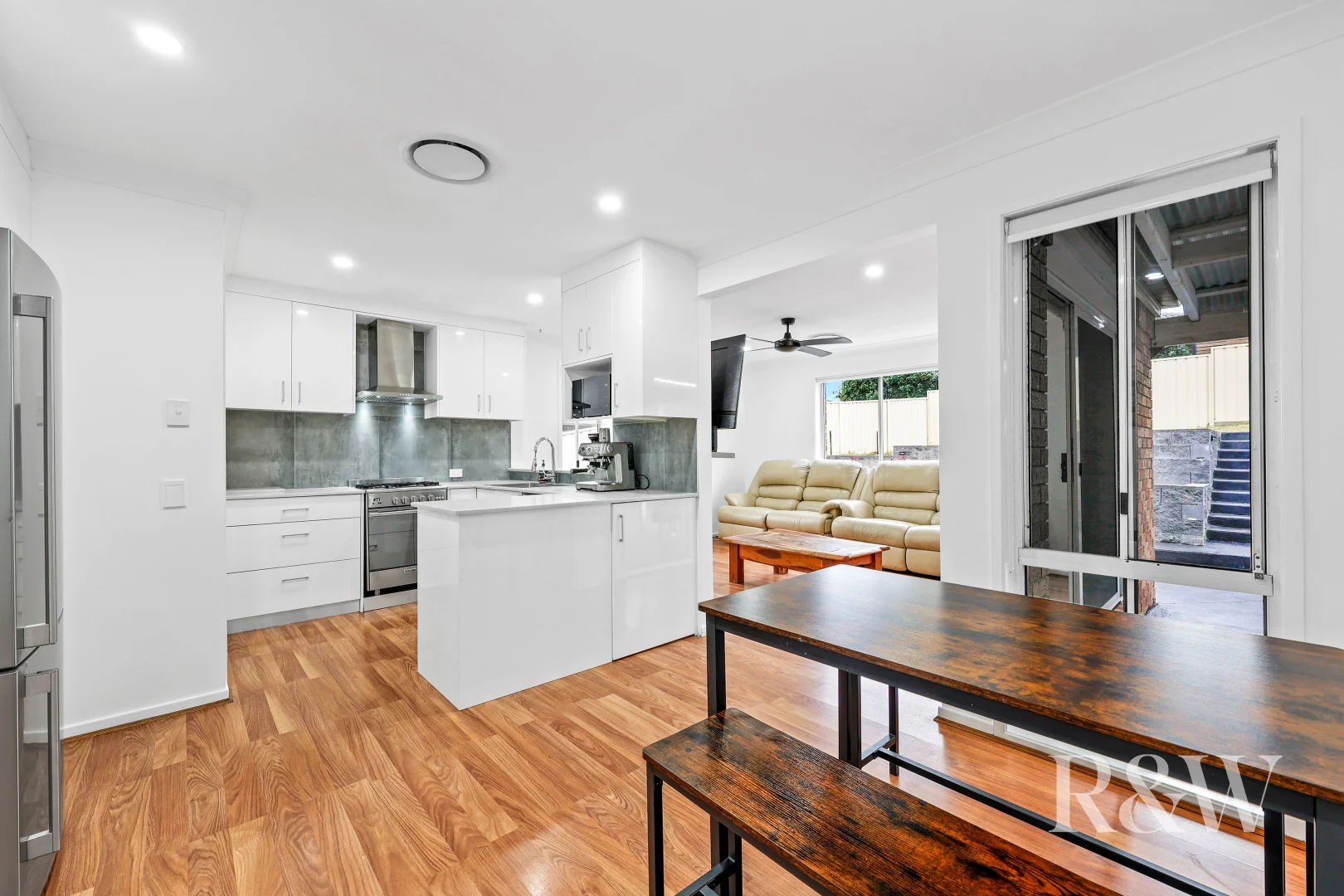 Additional image 4 of 50 DOWNES CRESCENT, Currans Hill NSW 2567