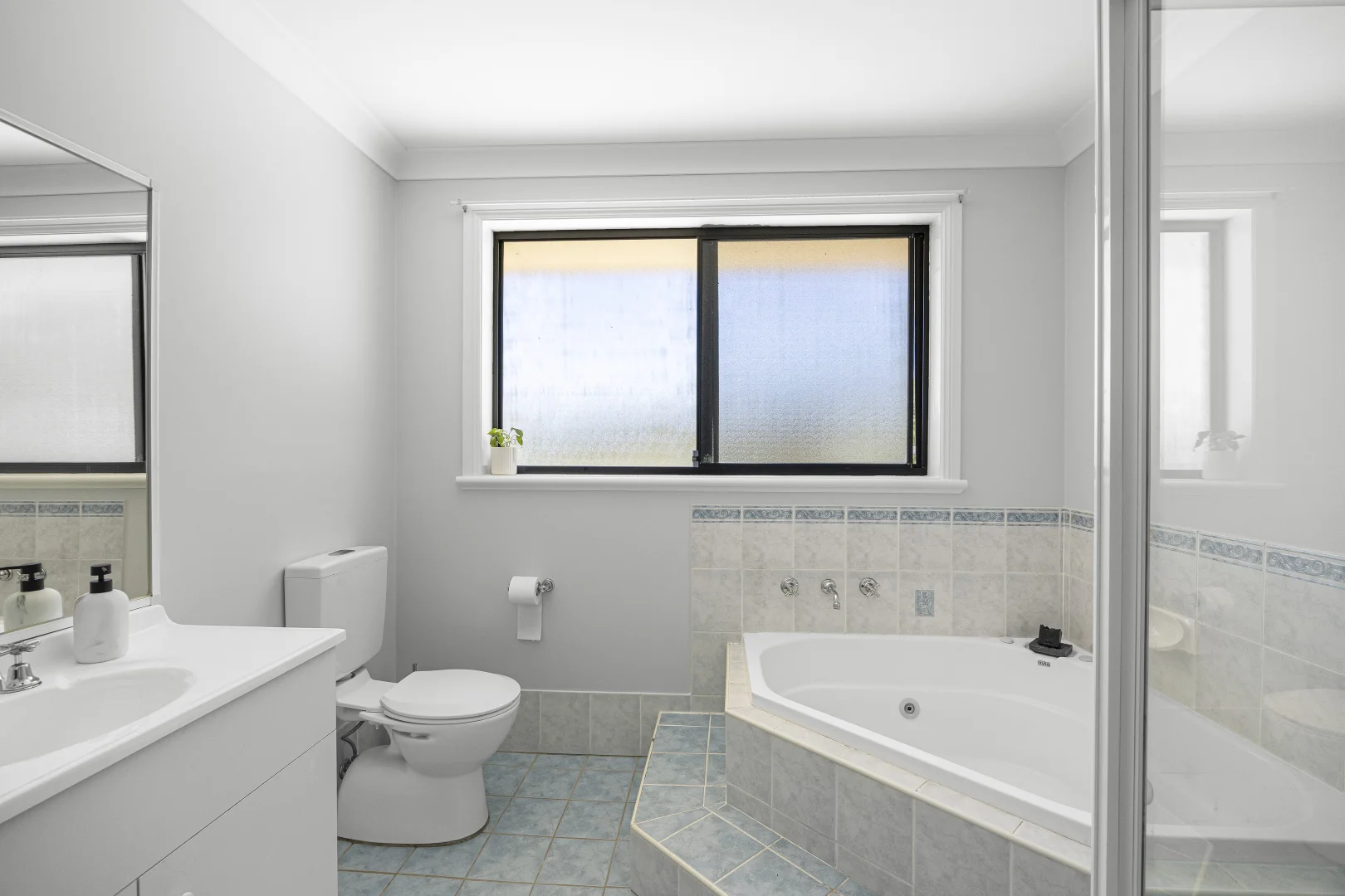 Additional image 11 of 23 Lipton Close, Woodrising NSW 2284