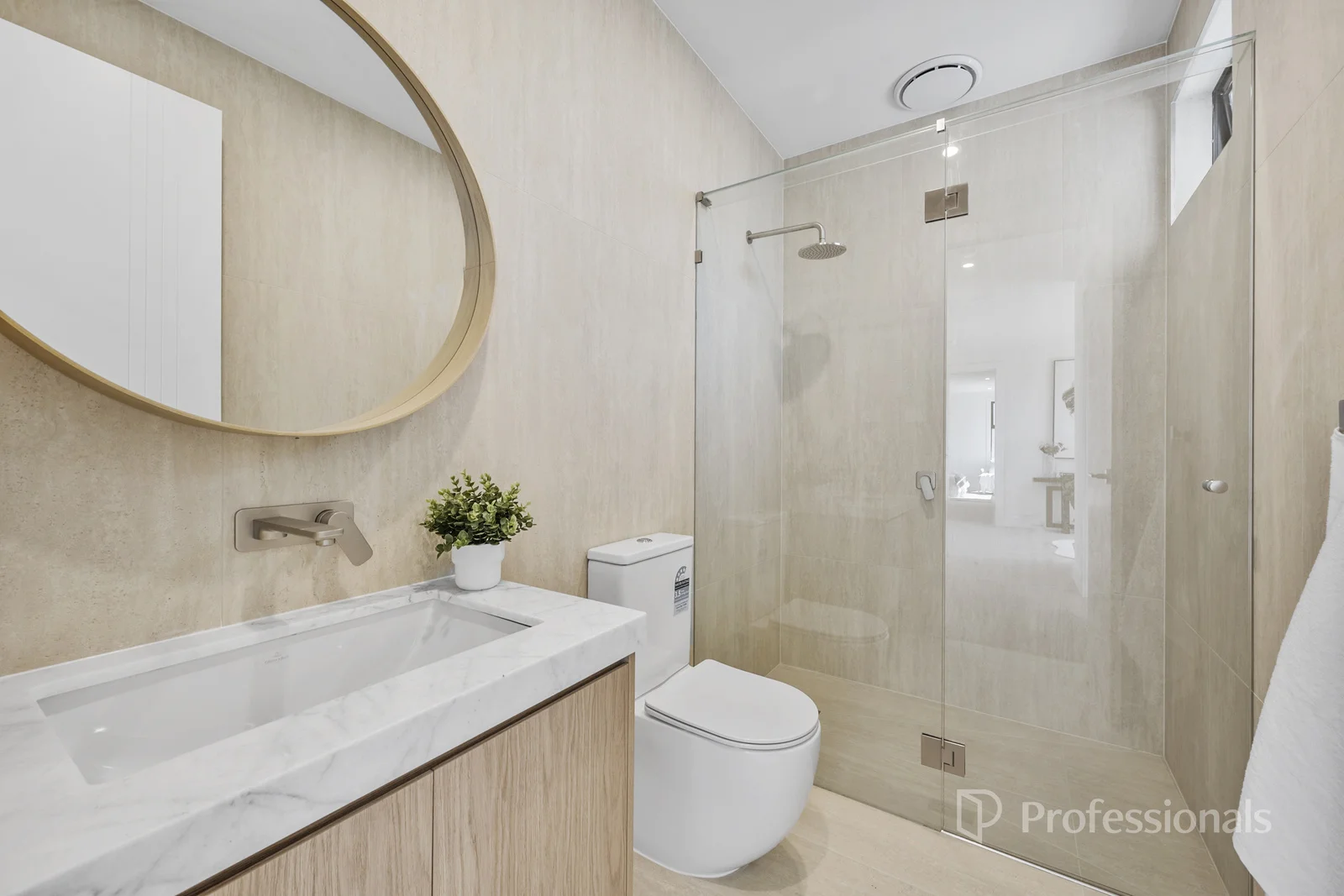 Additional image 19 of 1/33 Leonard Street, Burwood VIC 3125