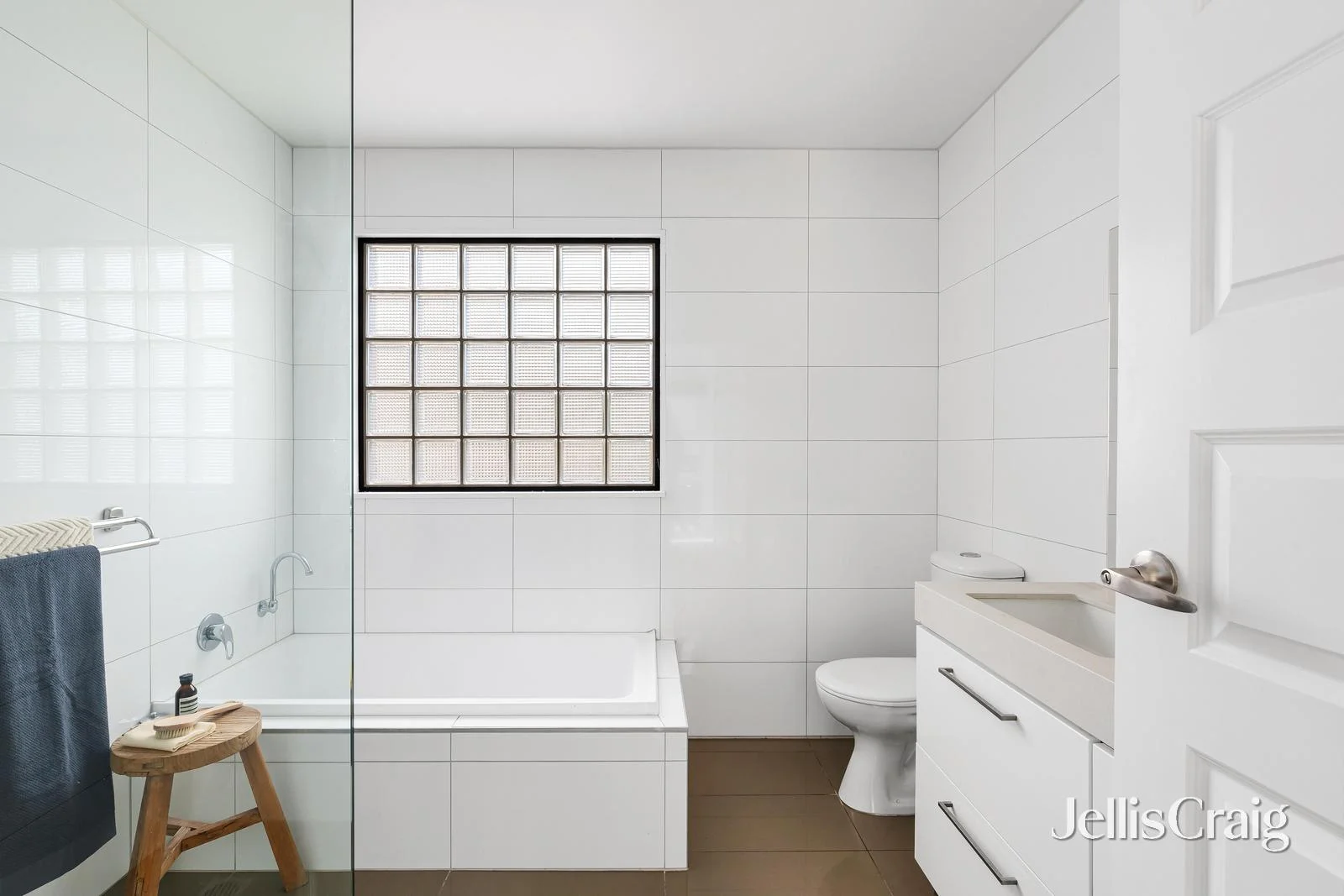 Additional image 12 of 5 Kelvin Avenue, Montmorency VIC 3094