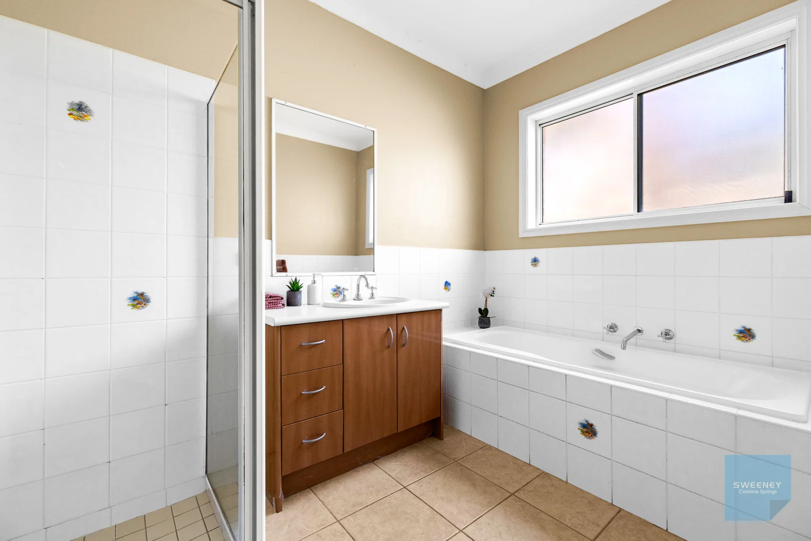 Additional image 17 of 2 Mokoan Close, Caroline Springs VIC 3023