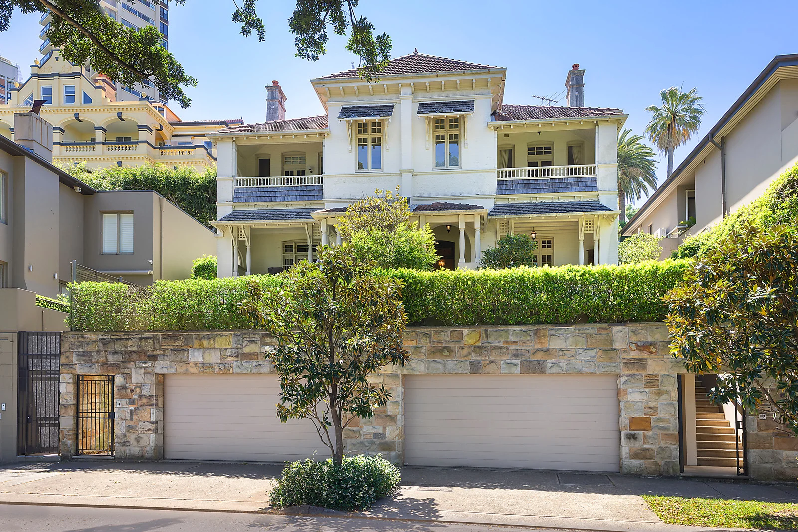 70 & 71 New Beach Road, Darling Point NSW 2027