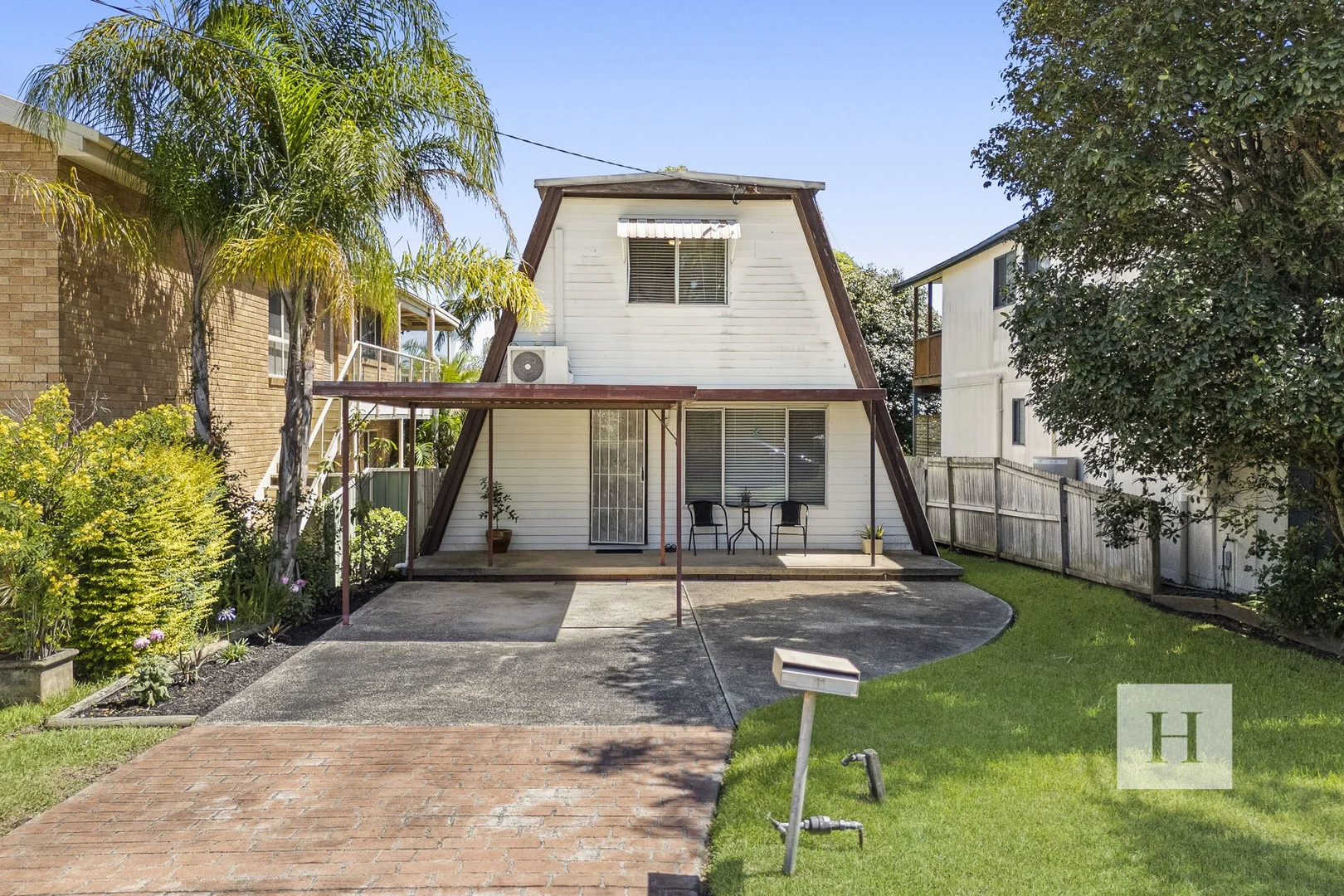 11 Marmion Street, Mannering Park NSW 2259