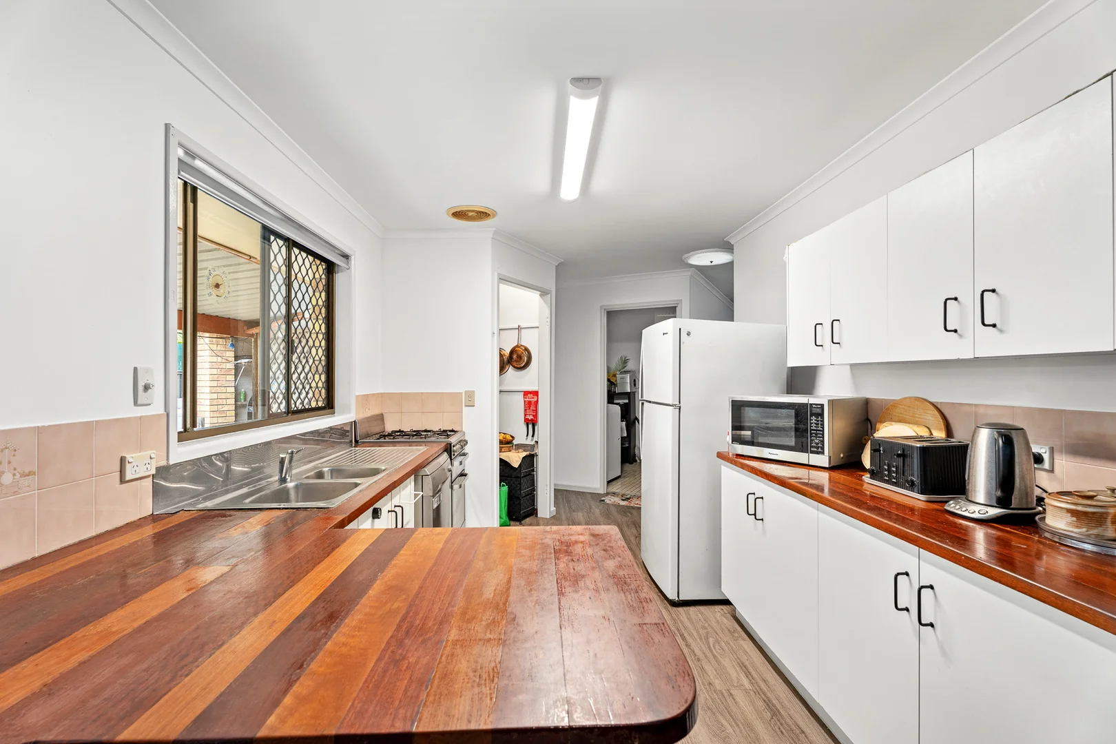 Additional image 9 of 772 Boat Harbour Drive, Urangan QLD 4655