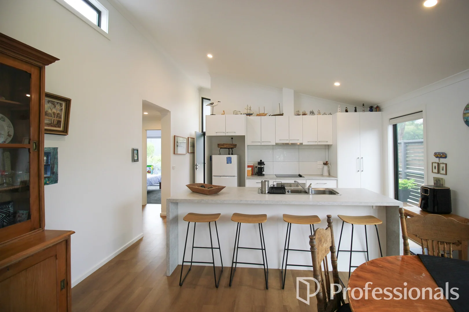 Additional image 2 of 10 Marina Drive, Loch Sport VIC 3851