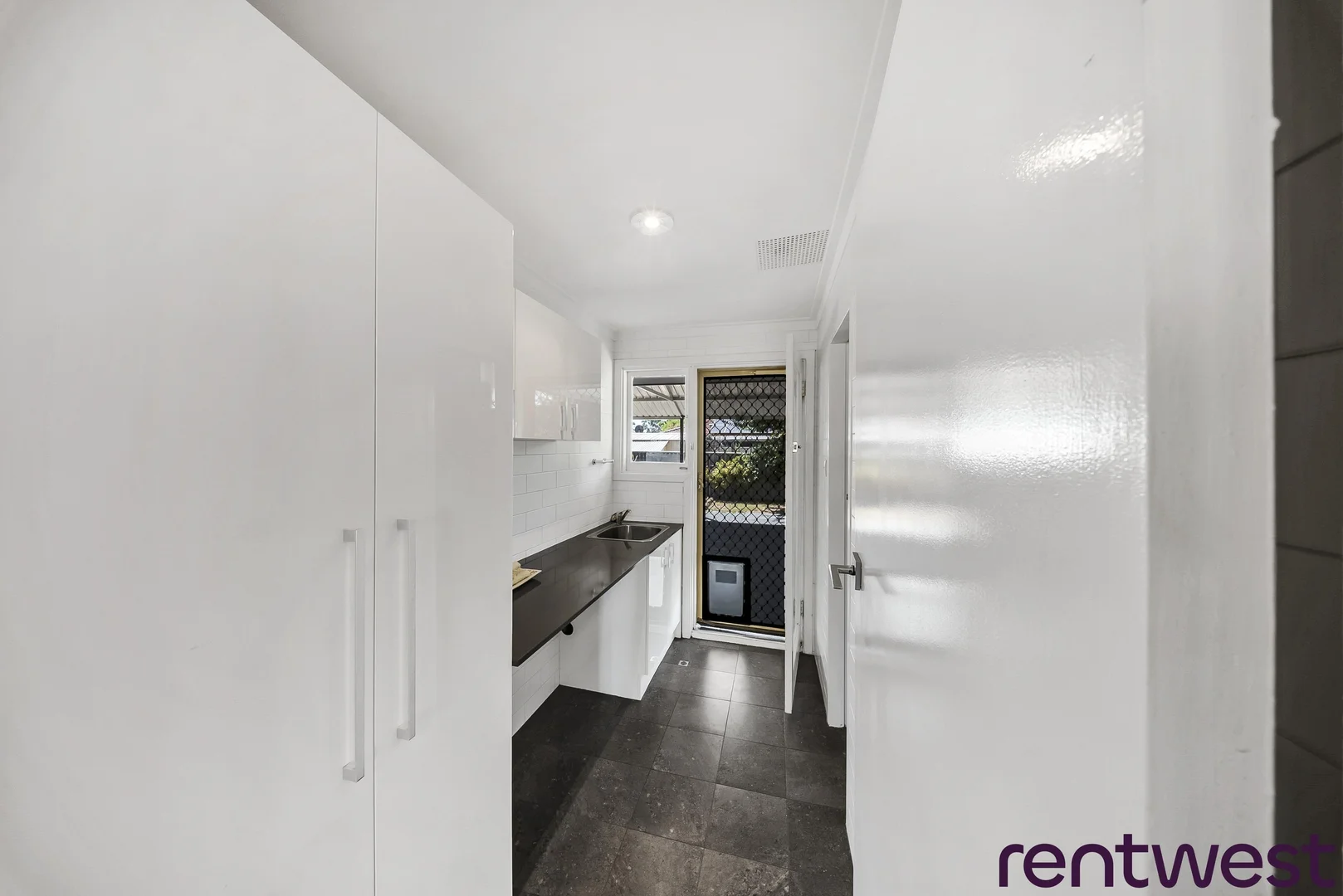 Additional image 13 of 16 Pictor Court, Rockingham WA 6168