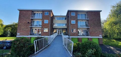 Wiltshire Court, Coventry CV5