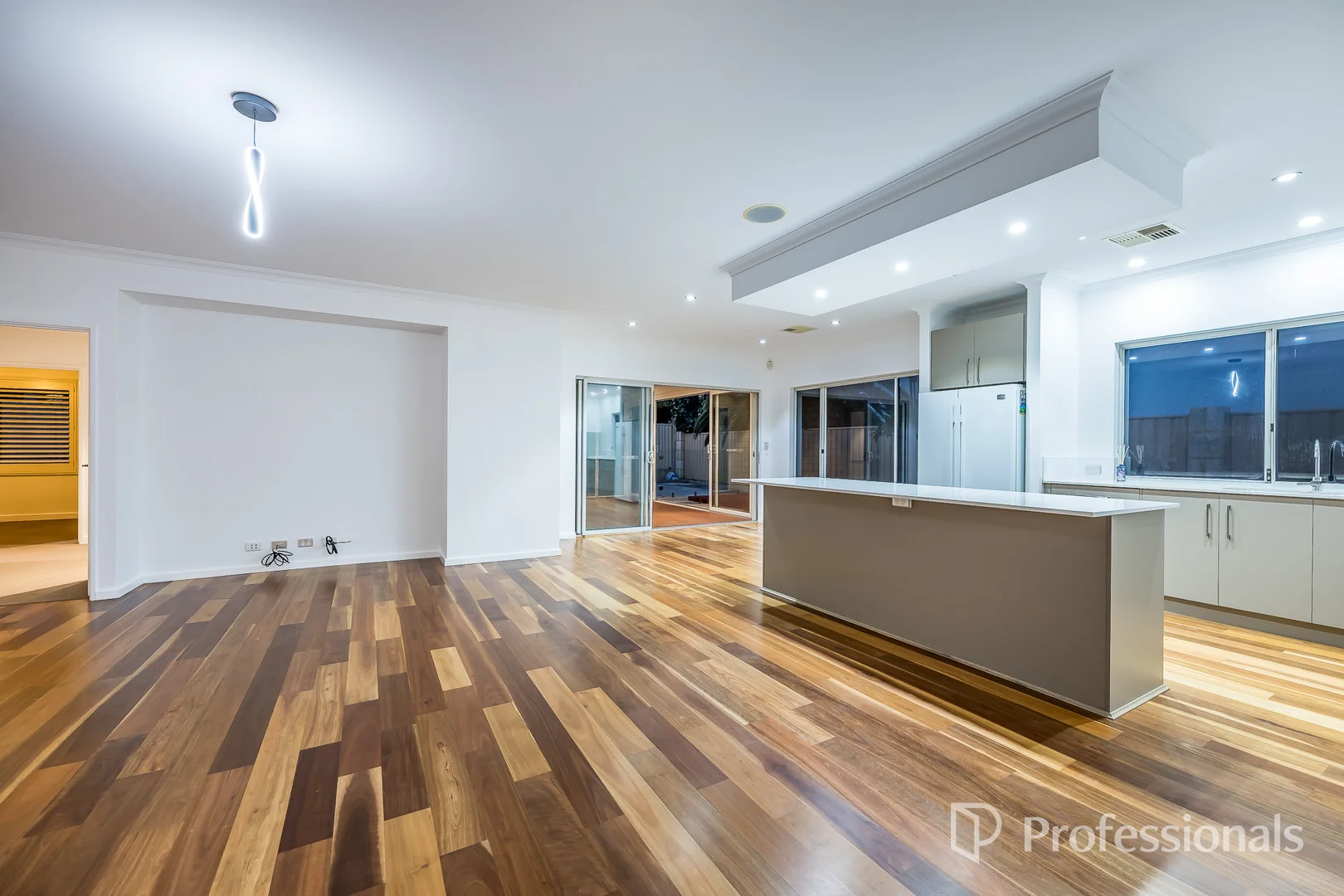 Additional image 11 of 20 Jindalee Boulevard, Jindalee WA 6036