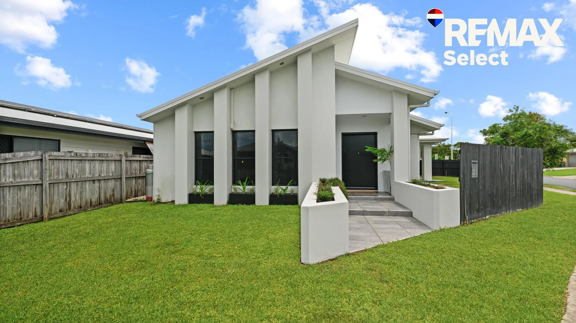 21 Sonoran Street, Rural View QLD 4740