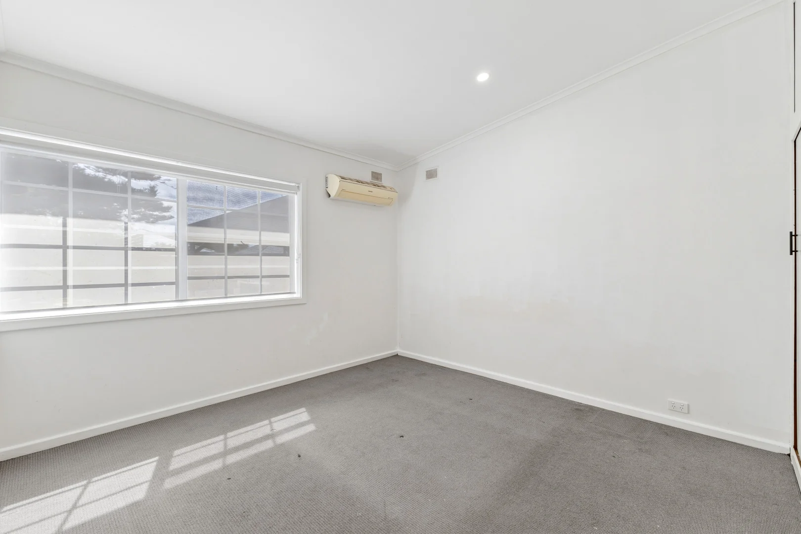 Additional image 6 of 52 Moldavia Walk, Taperoo SA 5017