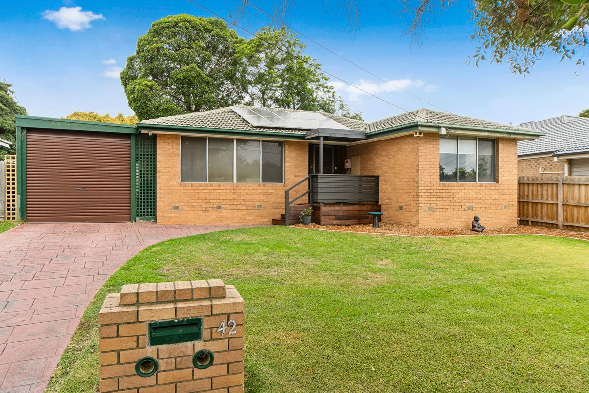 42 Carramar Drive, Frankston VIC 3199