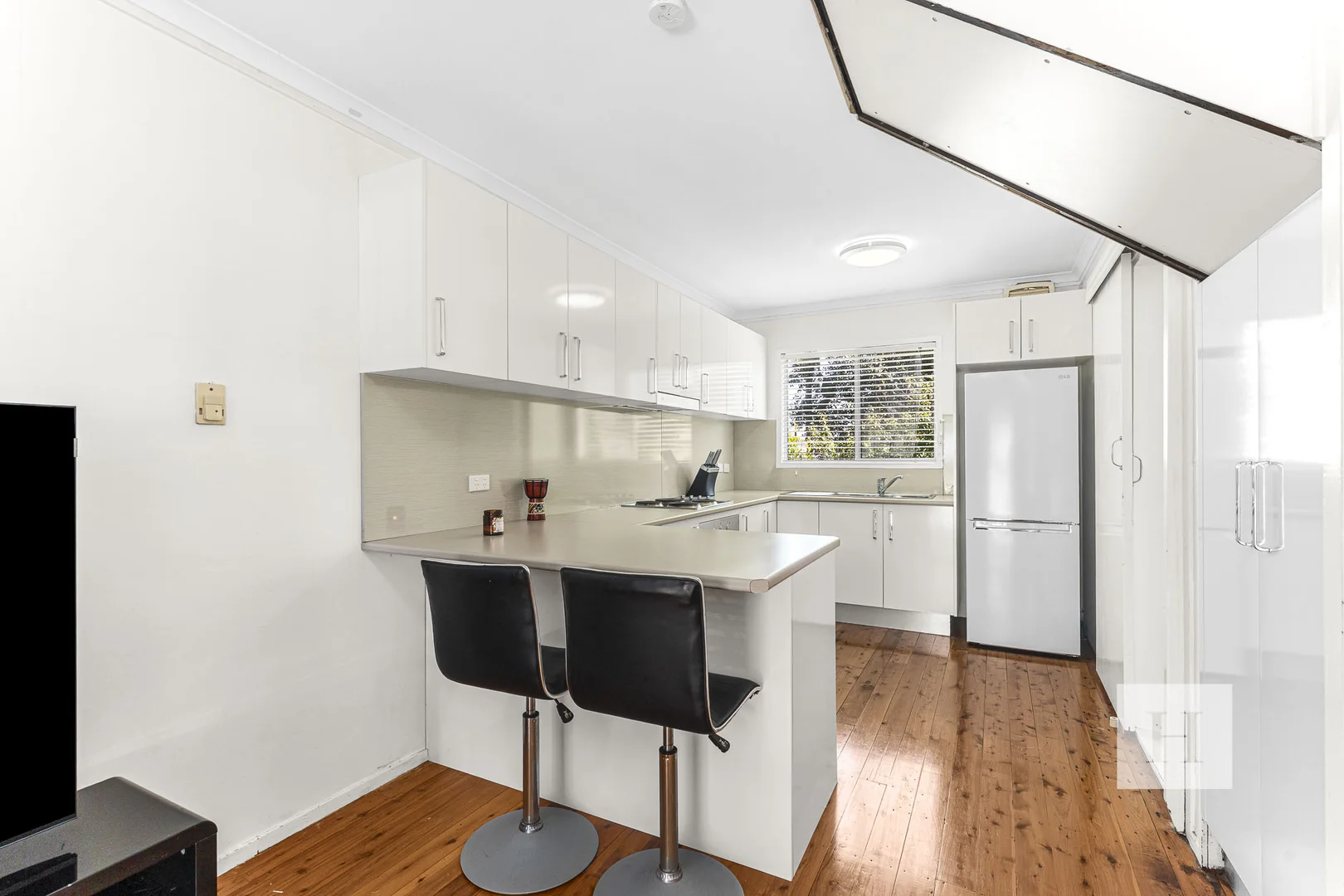 Additional image 2 of 11 Marmion Street, Mannering Park NSW 2259