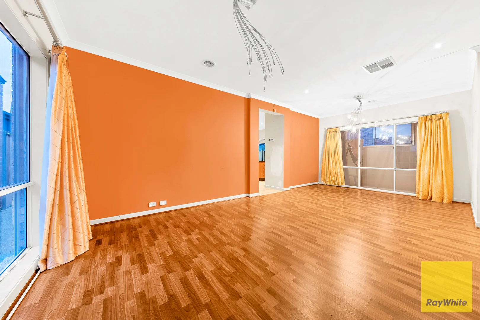 33 Nottingham Crescent, Tarneit VIC 3029 photo 5