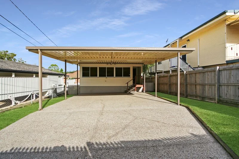 141 Whites Rd, Manly West QLD 4179