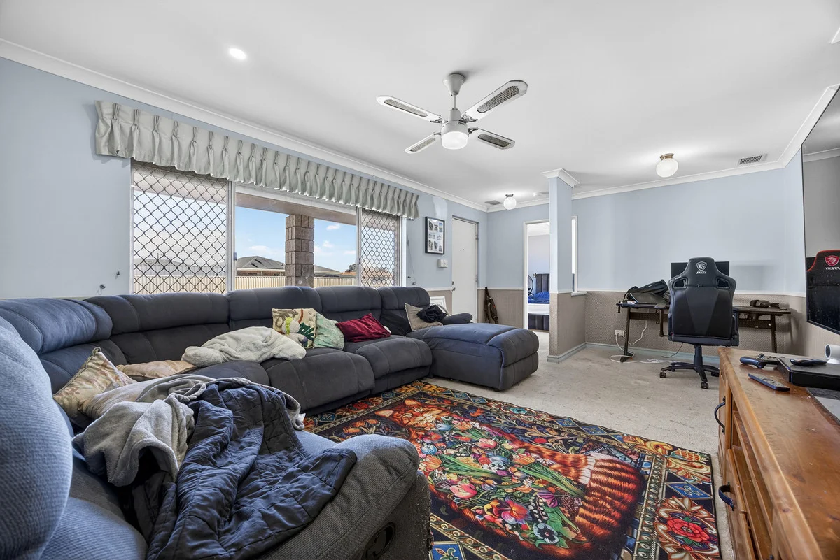 Additional image 3 of 46 Sextant Avenue, Waikiki WA 6169