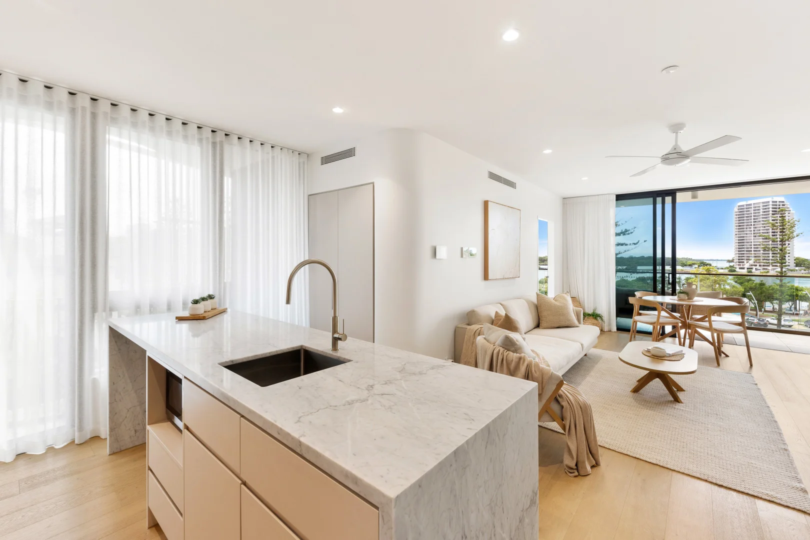 Additional image 8 of Level 4, 403/144 Marine Parade, Coolangatta QLD 4225