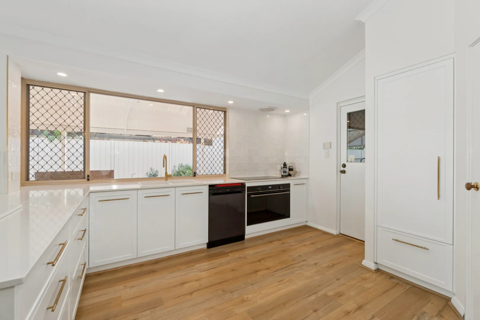 Additional image 10 of 16 Hansted Court, Ballajura WA 6066