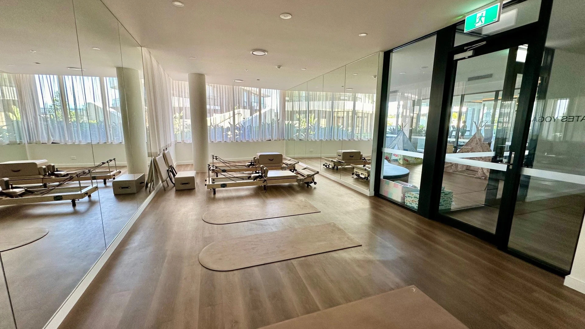 Additional image 15 of 2404/6-8 Sickle Avenue, Hope Island QLD 4212