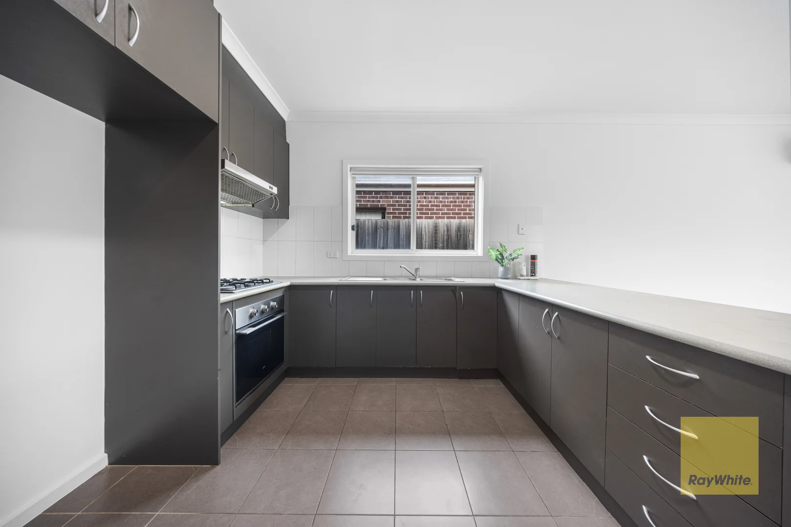 Additional image 4 of 1/11 Assumption Close, Truganina VIC 3029