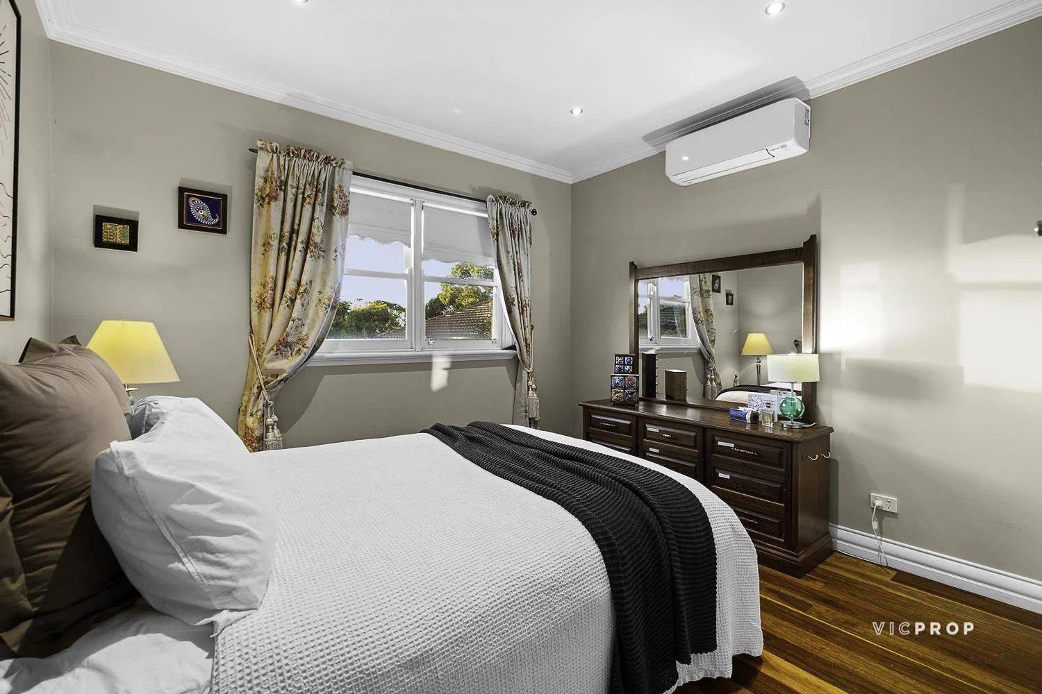 Additional image 9 of 25 Myrtle Street, Ivanhoe VIC 3079