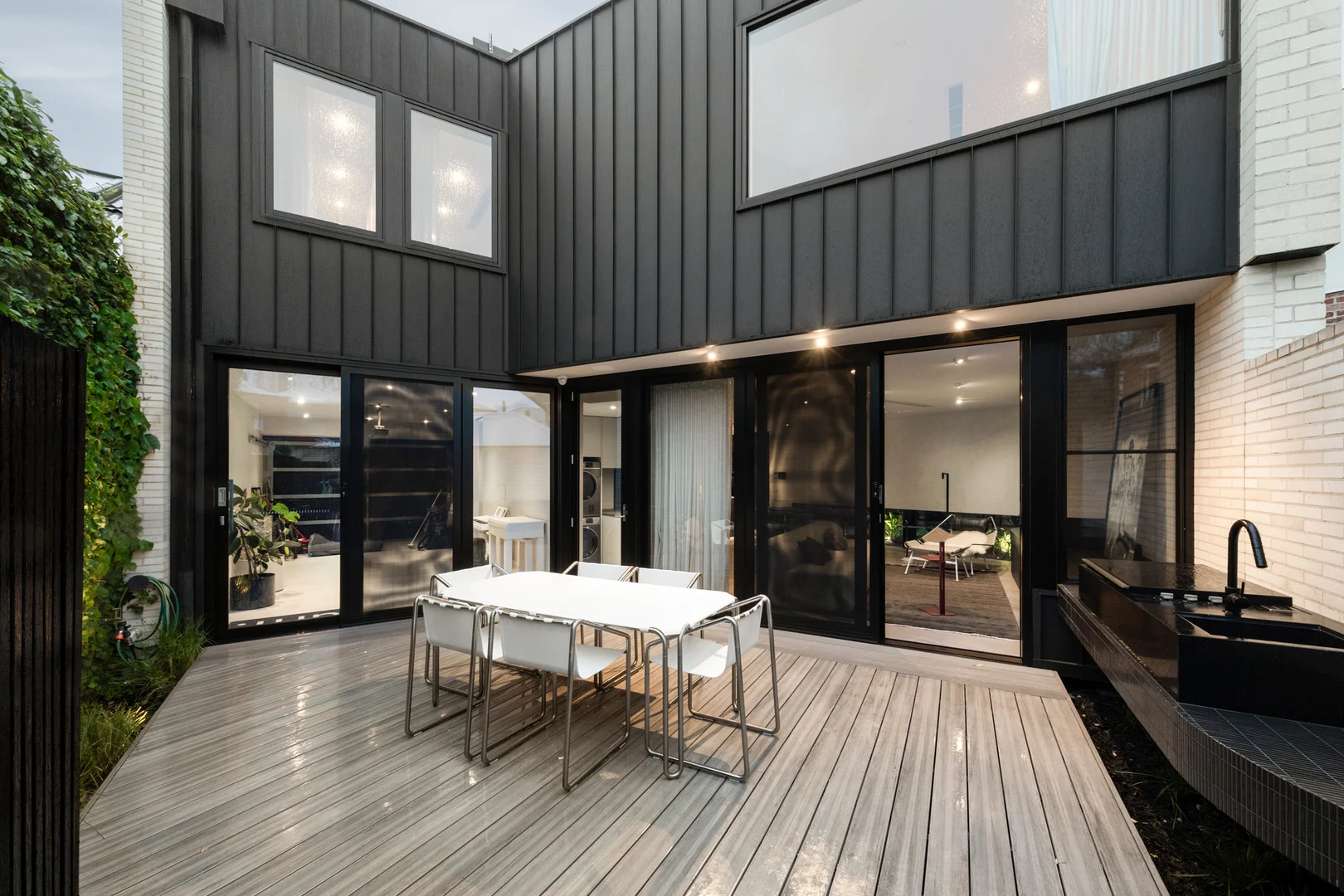 Additional image 9 of 96-98 Napier Street, South Melbourne VIC 3205