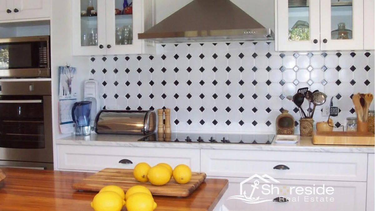 Additional image 5 of 1 Uringa Close, Lake Bunga VIC 3909