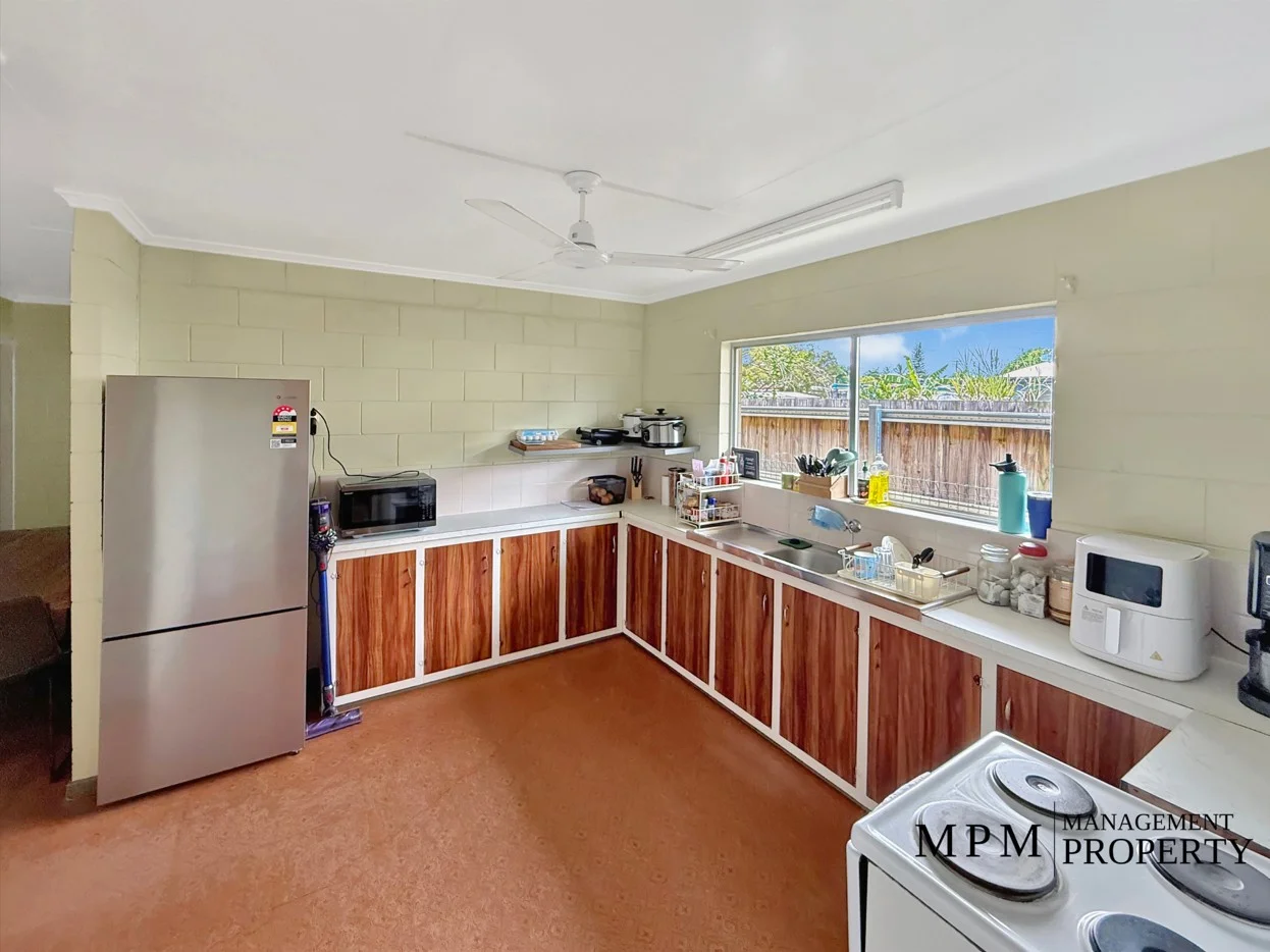 Additional image 5 of 1 & 2/73 Vaughan Street, Mareeba QLD 4880