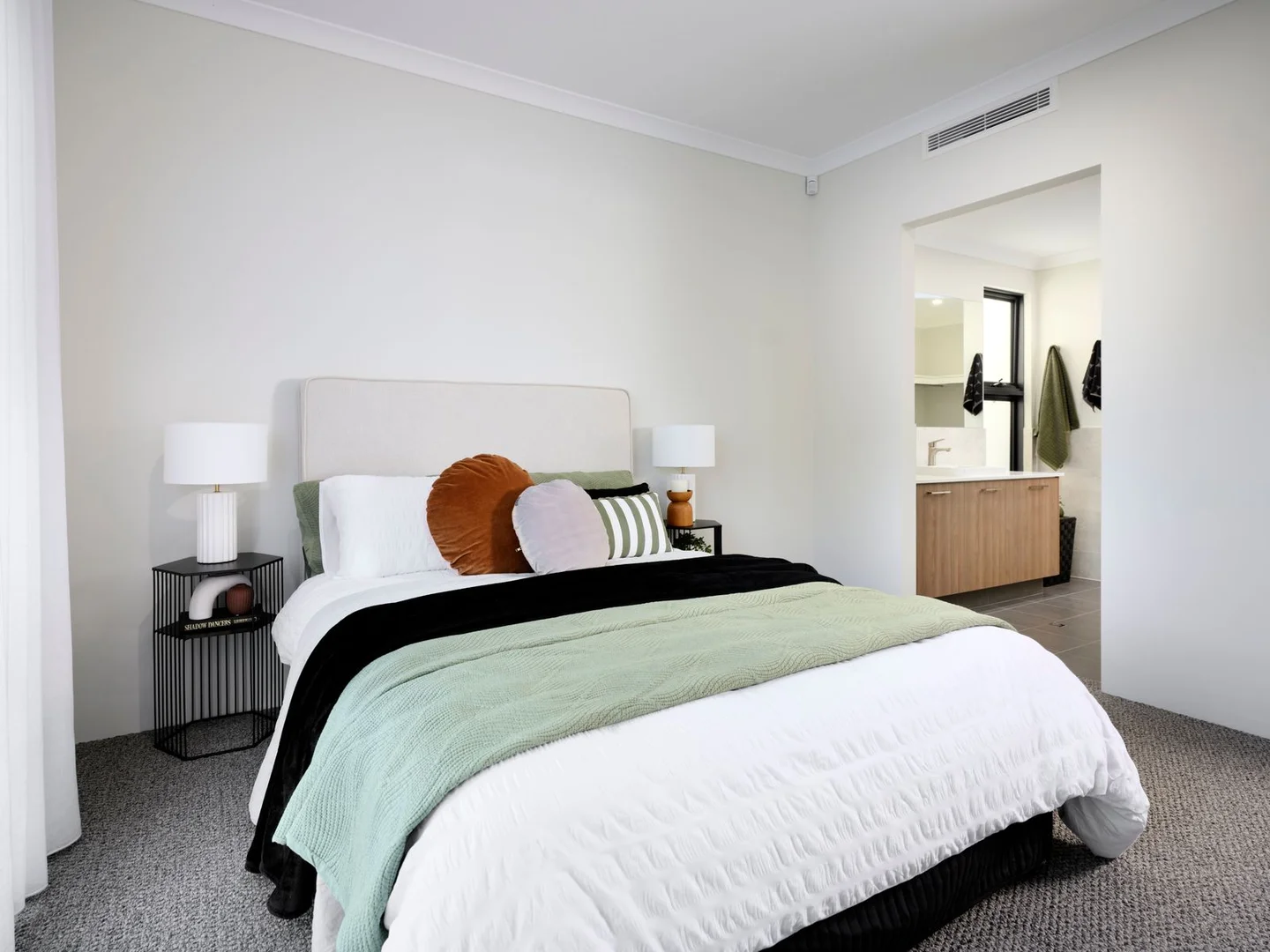 Additional image 15 of 424 Torwood Avenue, Treeby WA 6164