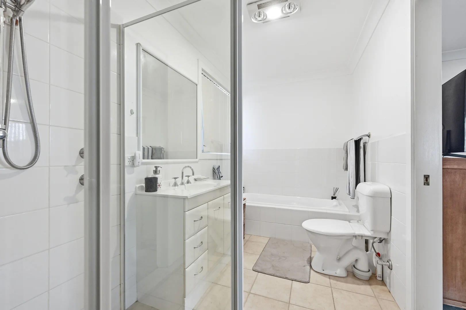 Additional image 9 of 2/27 Table Street, Port Macquarie NSW 2444