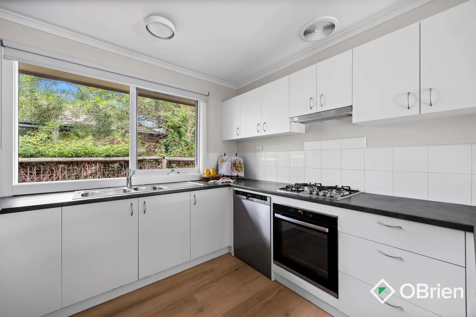 Additional image 6 of 41 Mountain View Road, Mount Eliza VIC 3930