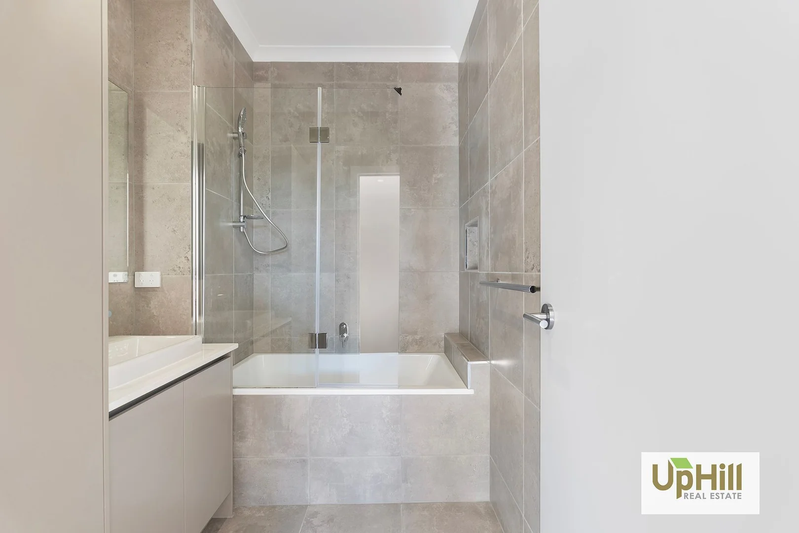 Additional image 11 of 77 Plymouth Boulevard, Clyde North VIC 3978