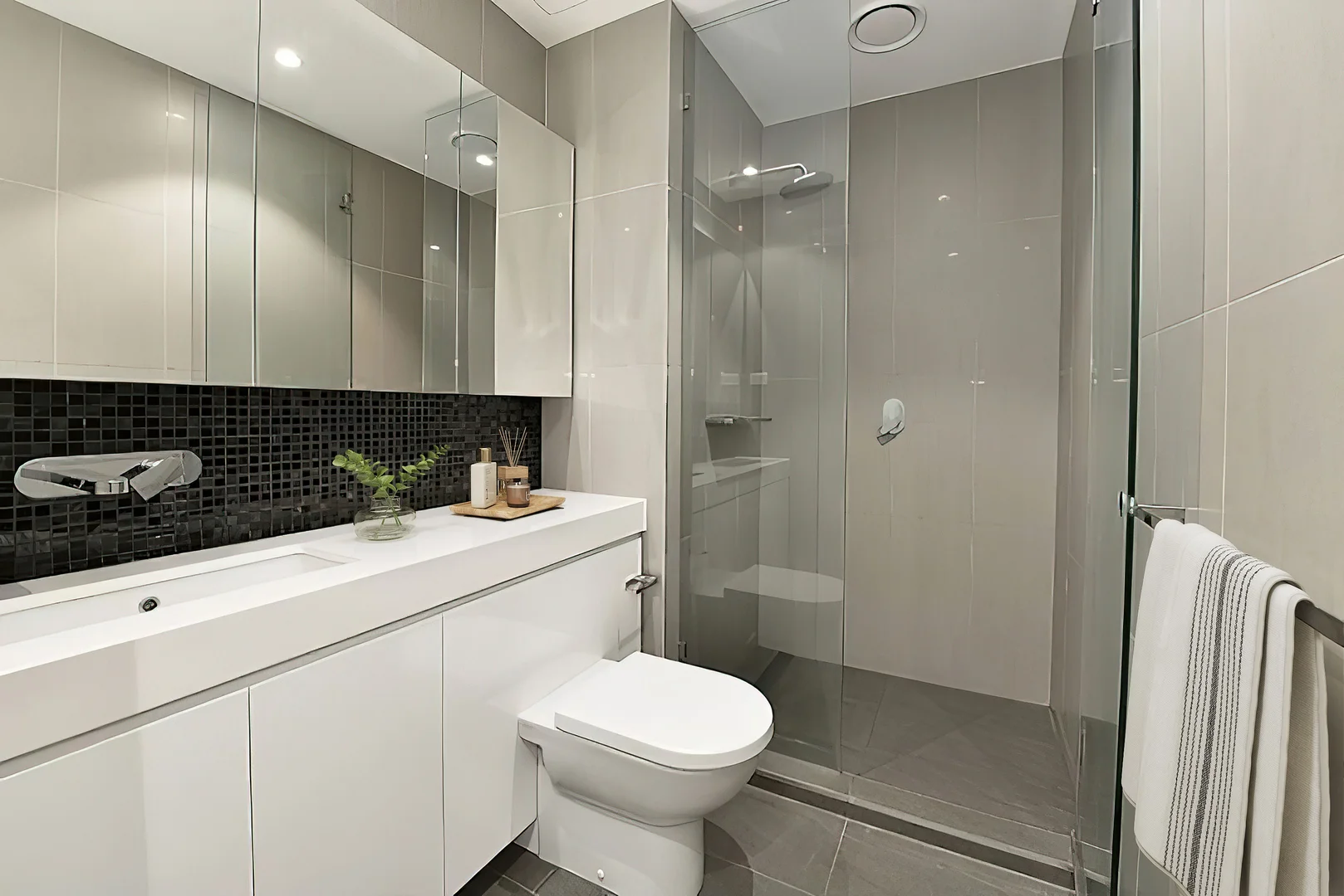 Additional image 4 of 912/14 Queens Road, Melbourne VIC 3004