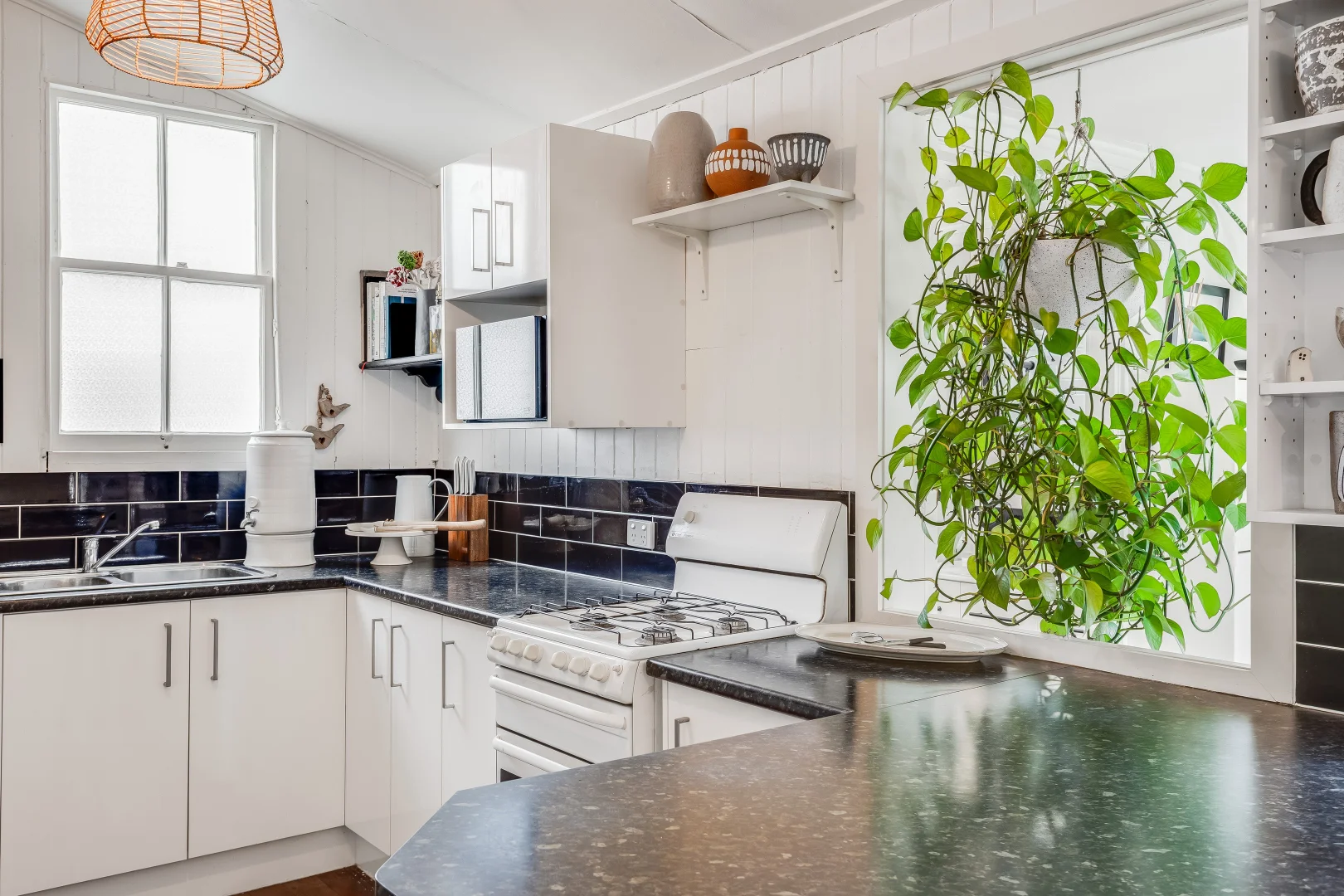 Additional image 17 of 48 Palm Avenue, Shorncliffe QLD 4017