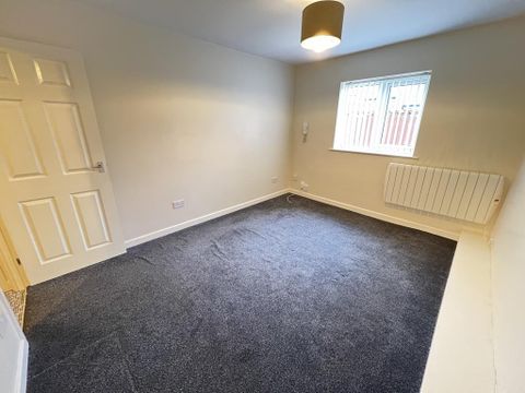 Foleshill Road, Flat 10, Coventry CV6 5Ah, Studio to rent