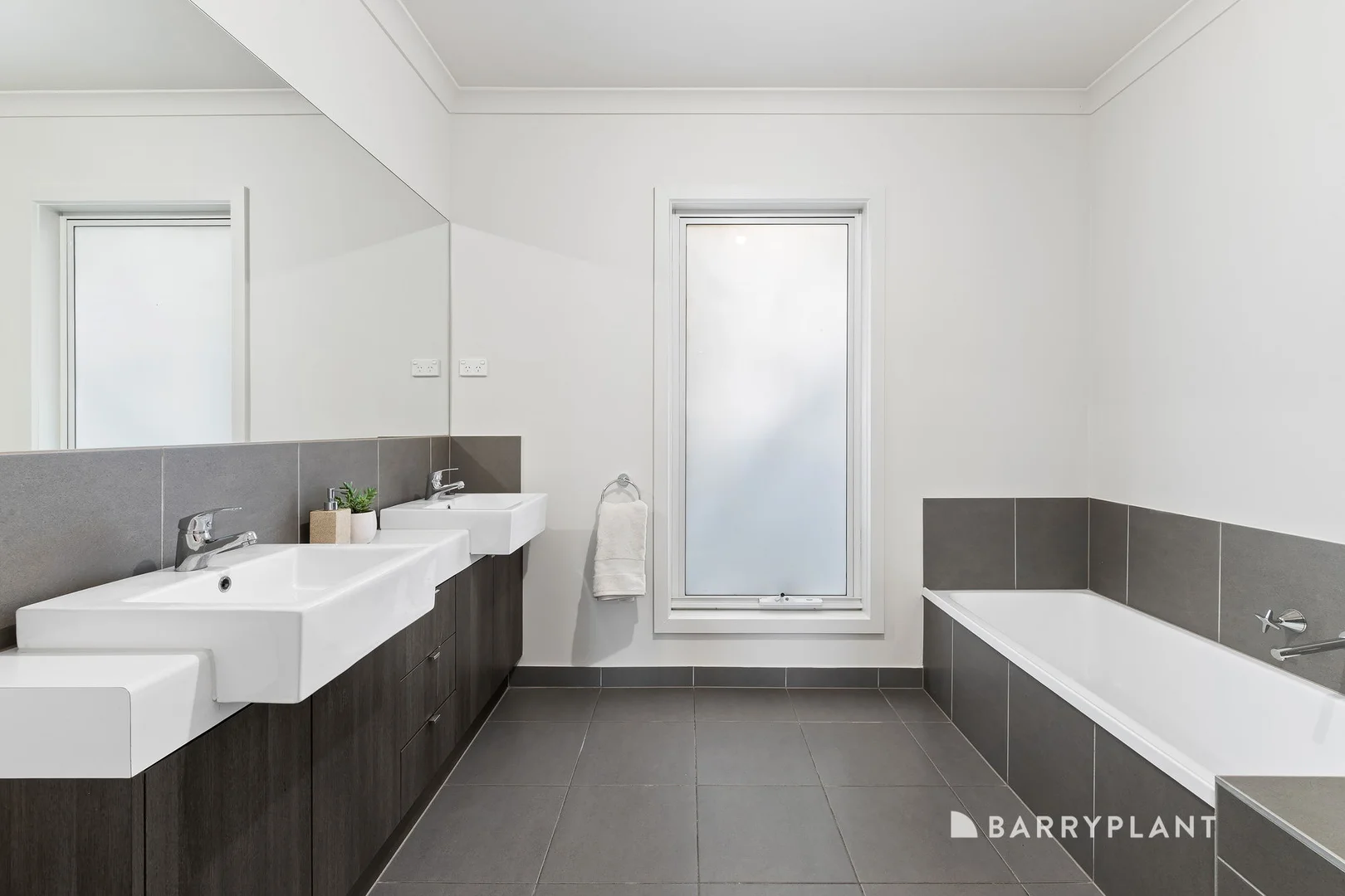 Additional image 9 of 17/3 Old Plenty Road, South Morang VIC 3752