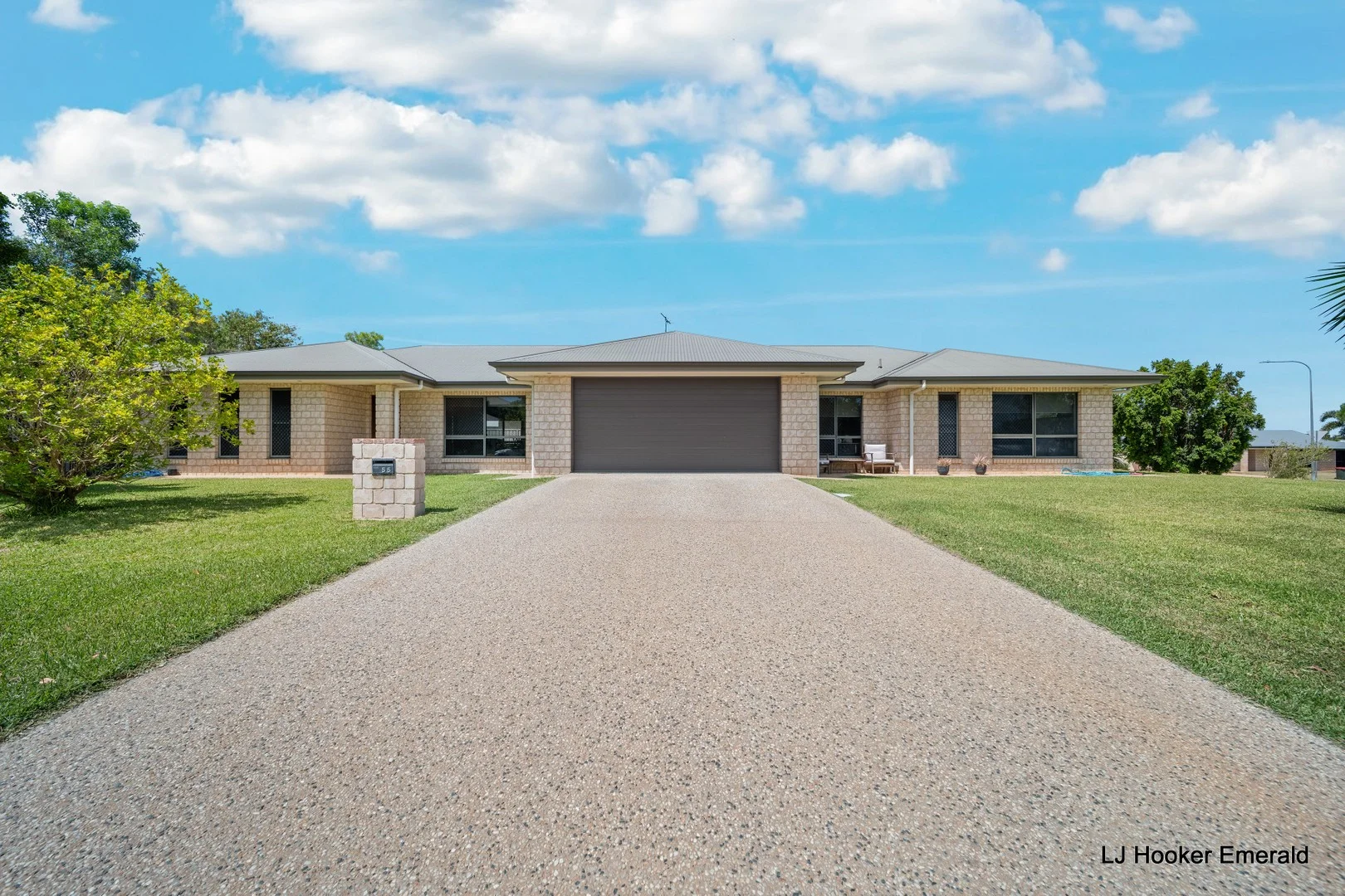 55 Jeppesen Drive, Emerald QLD 4720