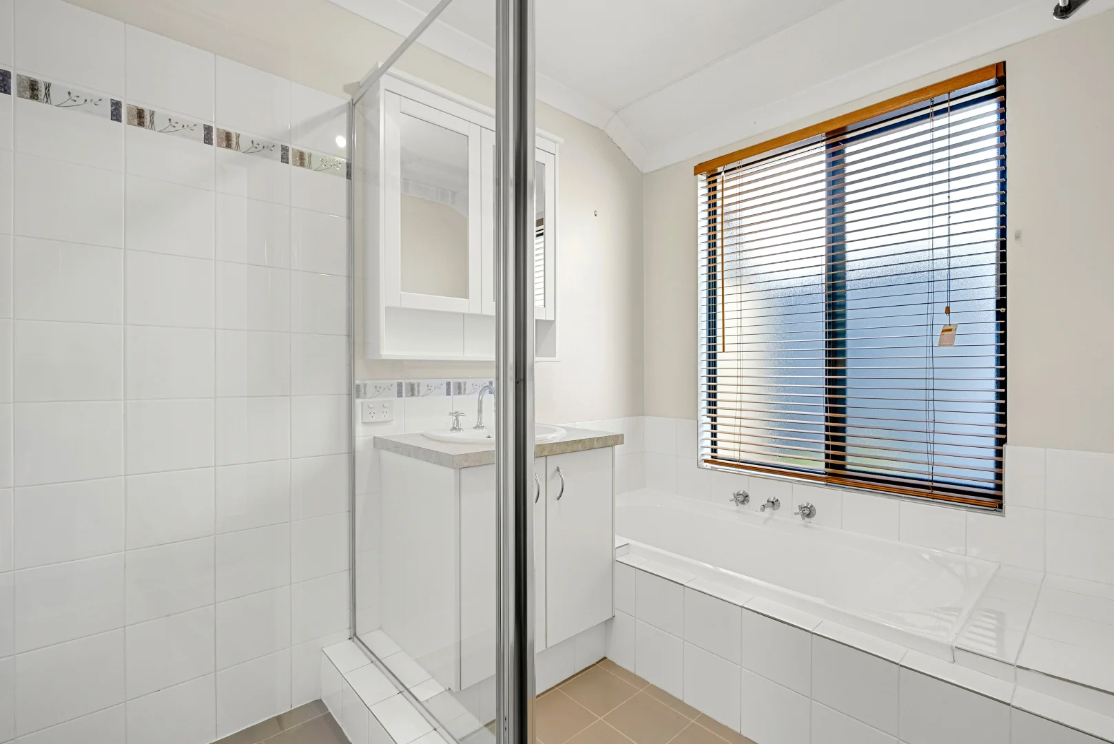 Additional image 19 of 39 Chestnut Way, Baldivis WA 6171