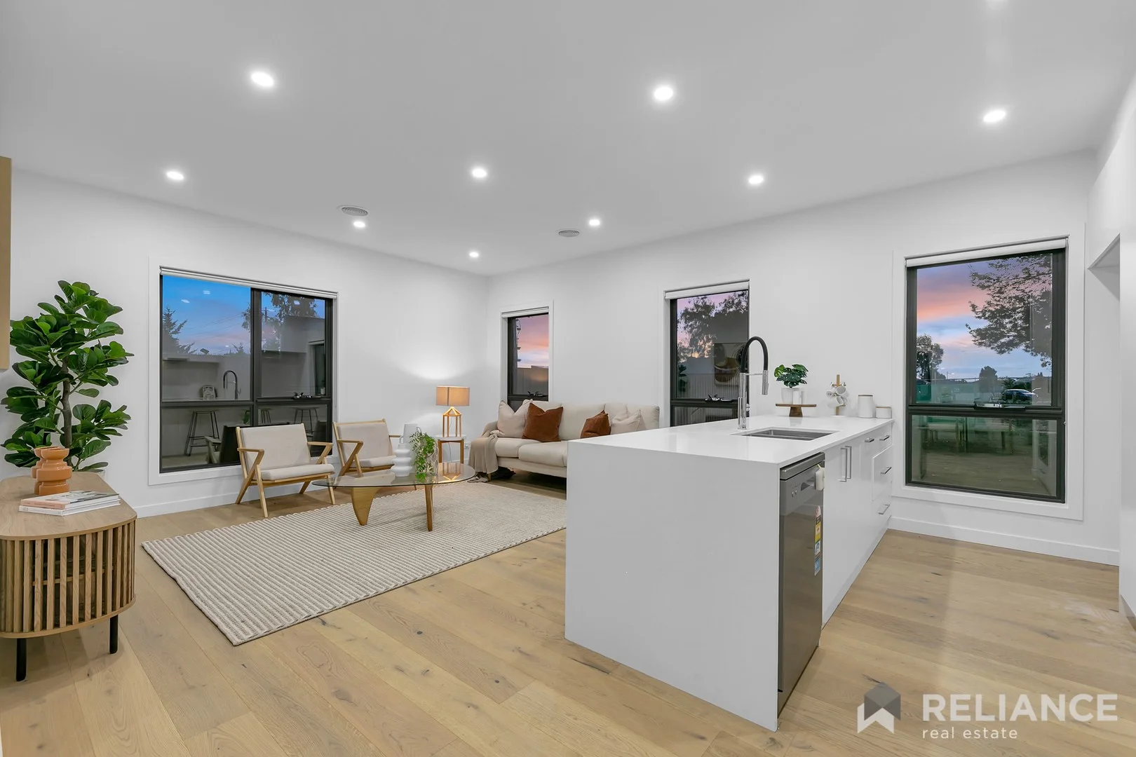 Additional image 19 of 3//621 Tarneit Road, Hoppers Crossing VIC 3029